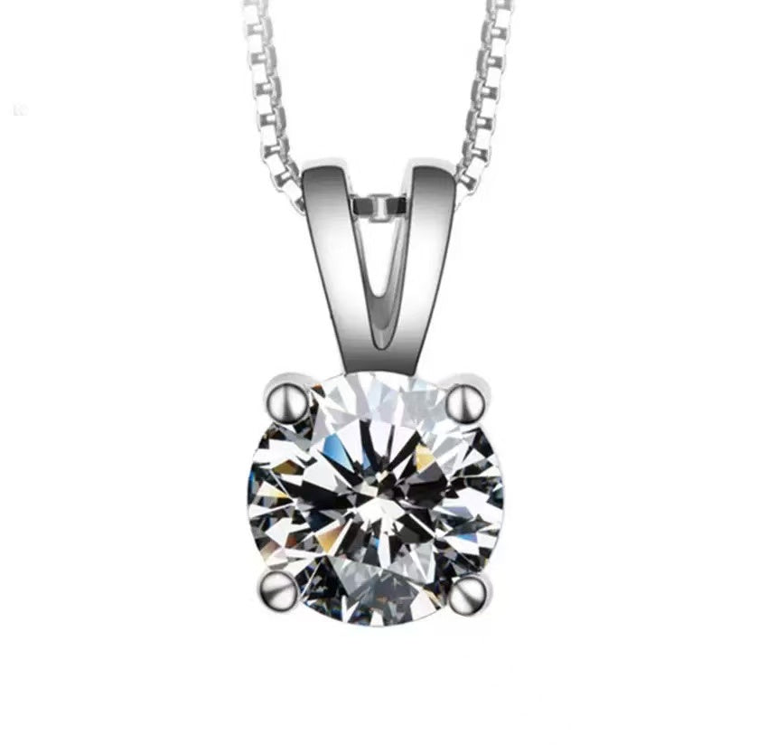 Elegant Round Cubic Zirconia Pendant Necklace for Women – Copper Chain with Solitaire Design