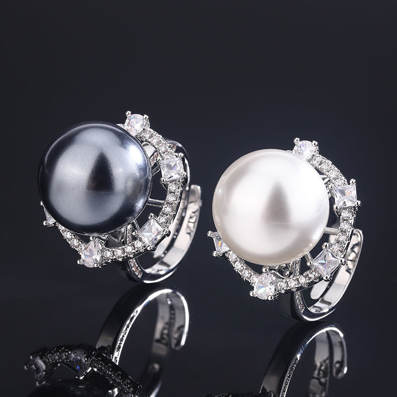 Vintage Baroque Pearl Statement Ring – Copper-Base Gold-Plated with Cubic Zirconia Halo, Art Deco Luxury Jewelry